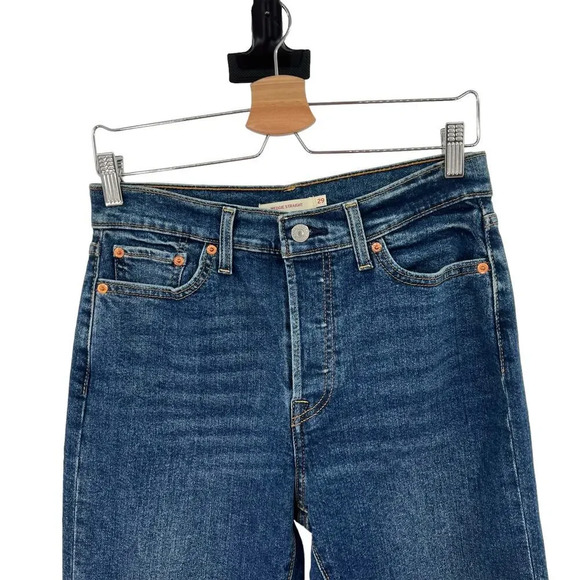 Levi's Wedgie Fit Straight Jeans Medium Destructed Size 29 - Picture 3 of 13